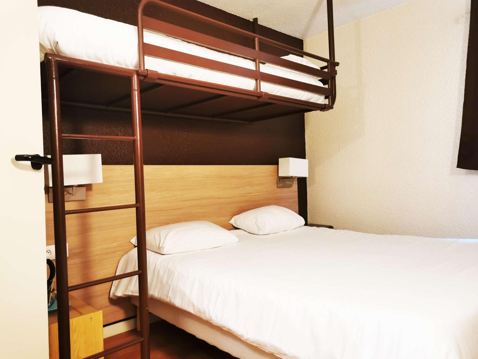 Brit Hotel Essentiel Tours Nord Exterior foto