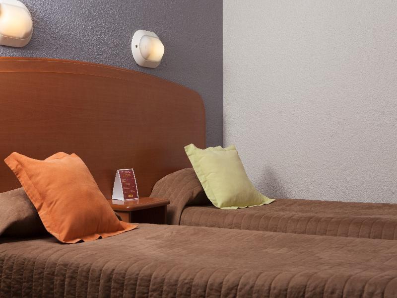Brit Hotel Essentiel Tours Nord Exterior foto