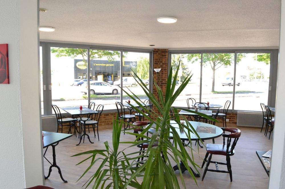Brit Hotel Essentiel Tours Nord Exterior foto