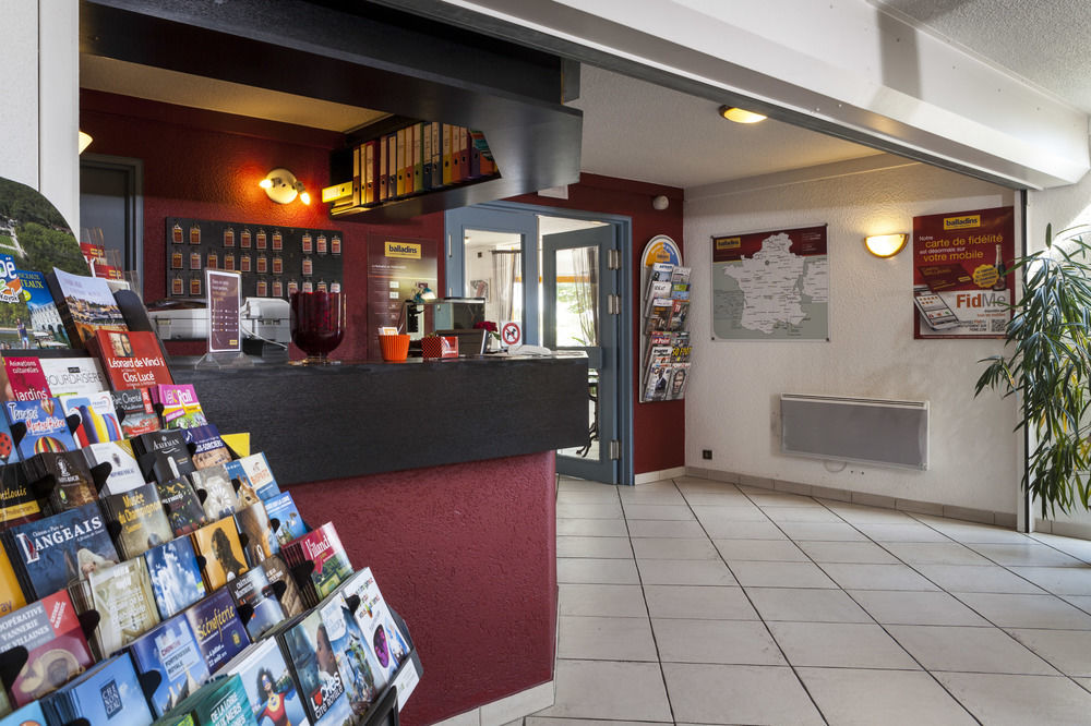 Brit Hotel Essentiel Tours Nord Exterior foto